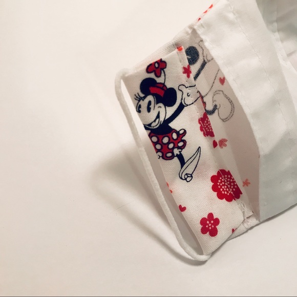 Dancing Mickey Mouse & Minnie Face Mask - Picture 6 of 11